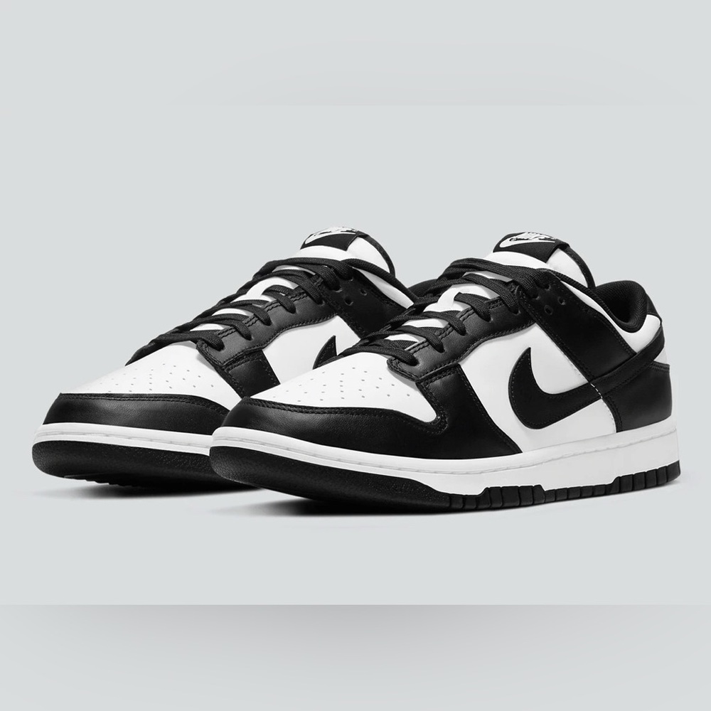Nike Classic Black and White Low-Tops